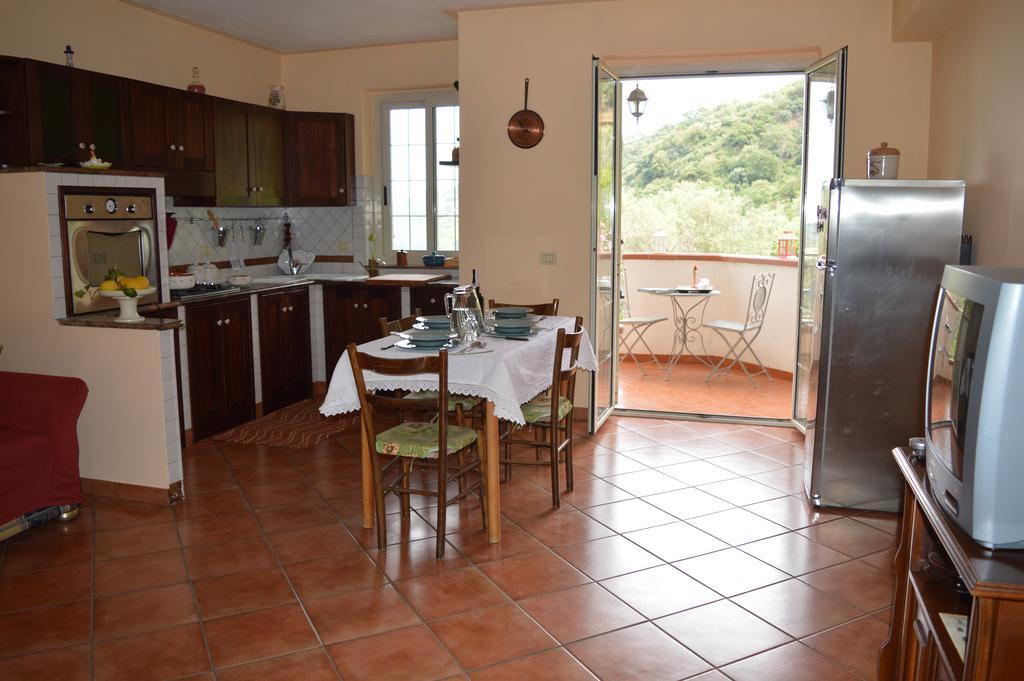 La Casa Di Giulia Apartment Forza d'Agro Bagian luar foto