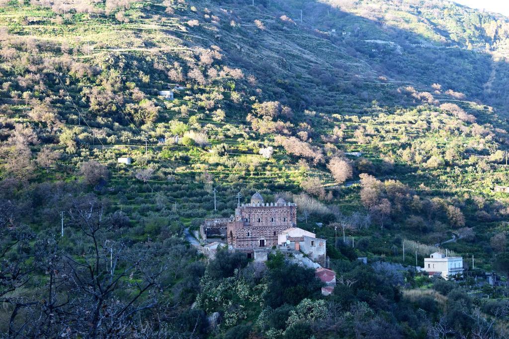 La Casa Di Giulia Apartment Forza d'Agro Bagian luar foto