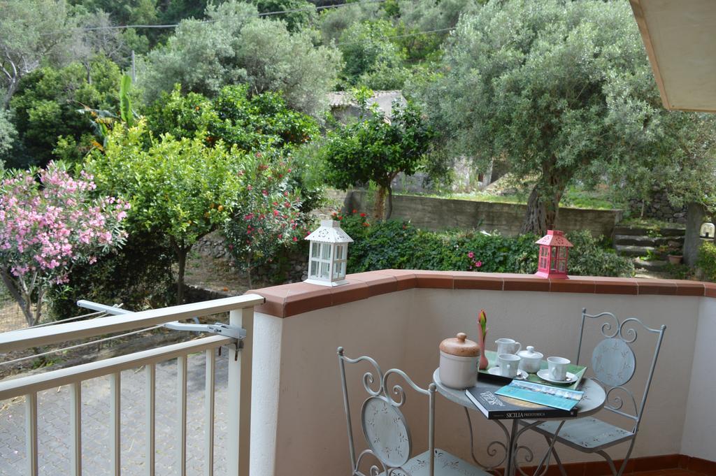 La Casa Di Giulia Apartment Forza d'Agro Bagian luar foto
