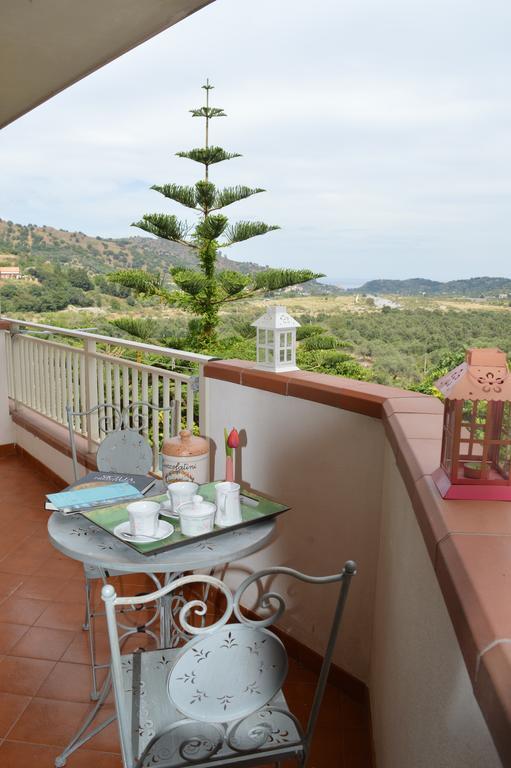 La Casa Di Giulia Apartment Forza d'Agro Bagian luar foto