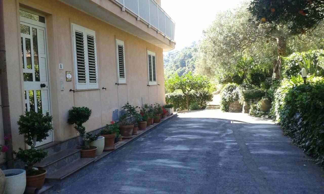 La Casa Di Giulia Apartment Forza d'Agro Bagian luar foto
